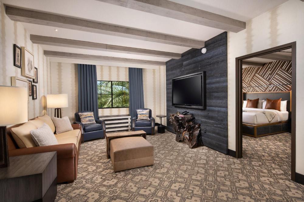 Luxe Lodge Suite interior
